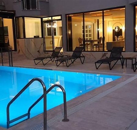 Q Business Hotels Анталия Екстериор снимка